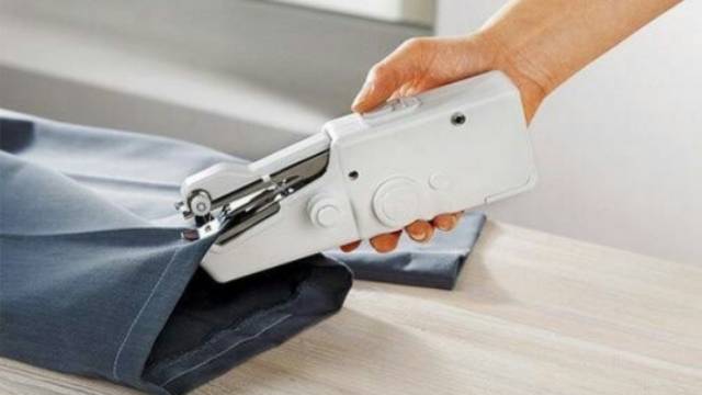 Murah Grosir Mesin Jahit Batere Portable Mini Mudah Digunakan & Bisa Dibawa Kemana-mana-3
