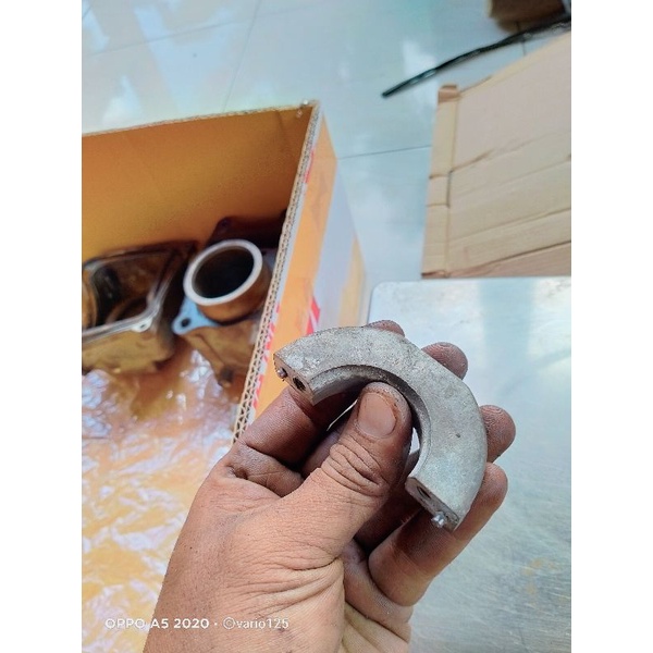 dudukan pengunci as waterpump vario125 fi varian