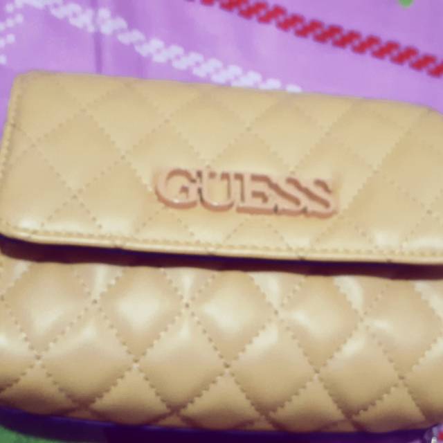 Tas guess sling bag preloved