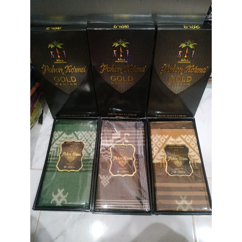 Sarung Pohon Kurma Gold