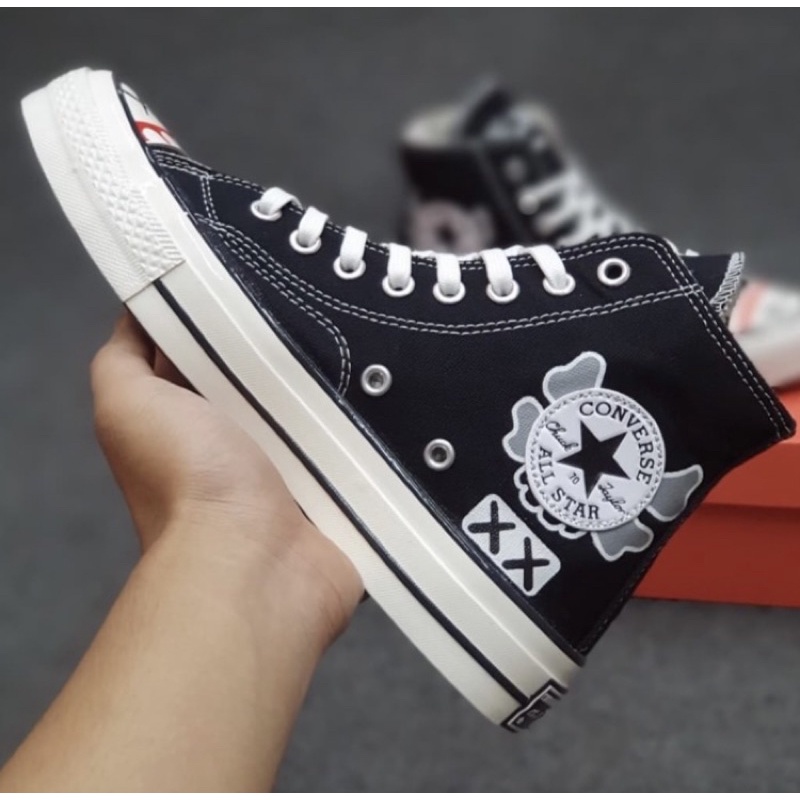 Converse cheap kaws original