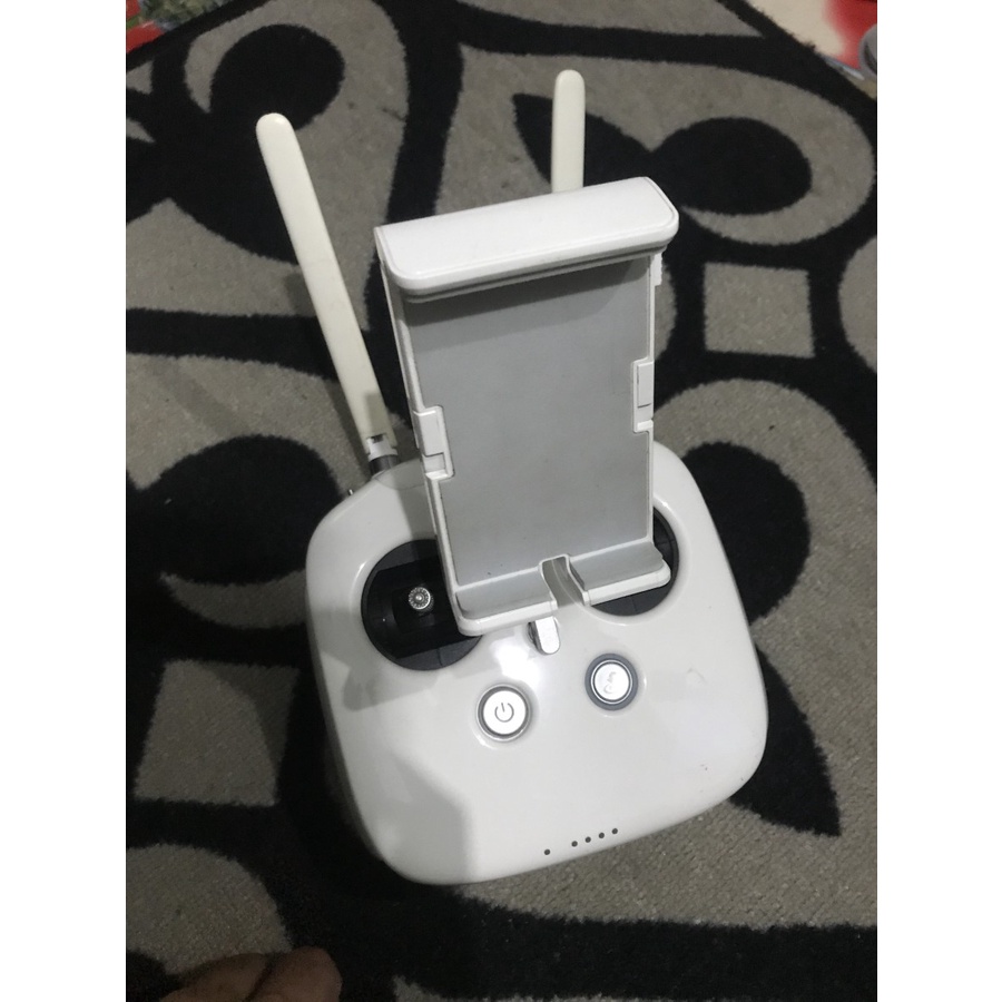 Remote controller DJI Phantom 4 standard bekas second