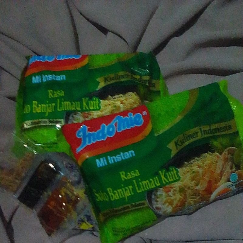 

Indomie soto Banjar limau kuit