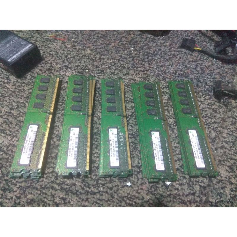 RAM 1GB DDR2/DDR3 PC2-5300U-555-12