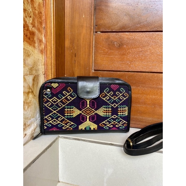Hpo tenun pahikung sumba