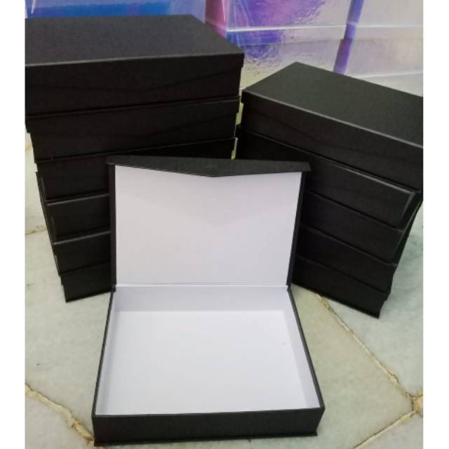 box model magnet 25x17x6