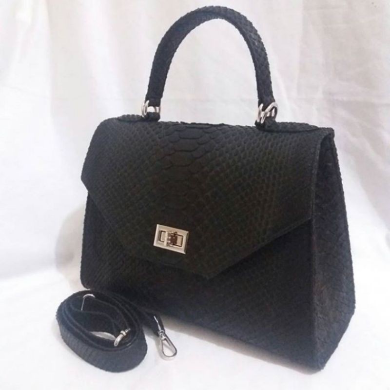 Lisa bags skin phyton/tas kulit phyton