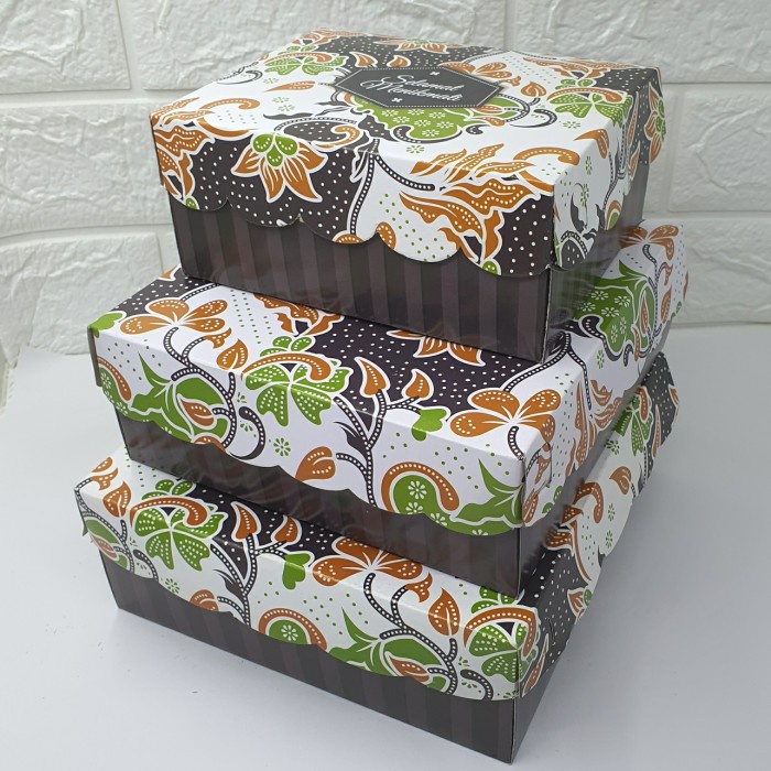

978qW Box Nasi Dus Nasi Kotak Nasi Ukuran 20X20 Type Batik R10K. W5Q0112