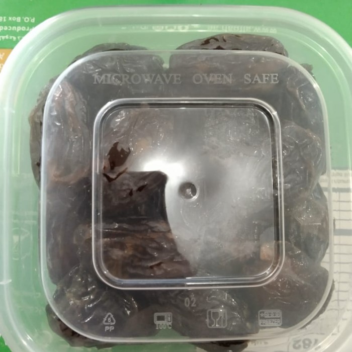 

NEW ARRIVAL - KURMA MEDJOL DATES CALIFORNIA 500GR/NATURAL DELIGHT JUMBO