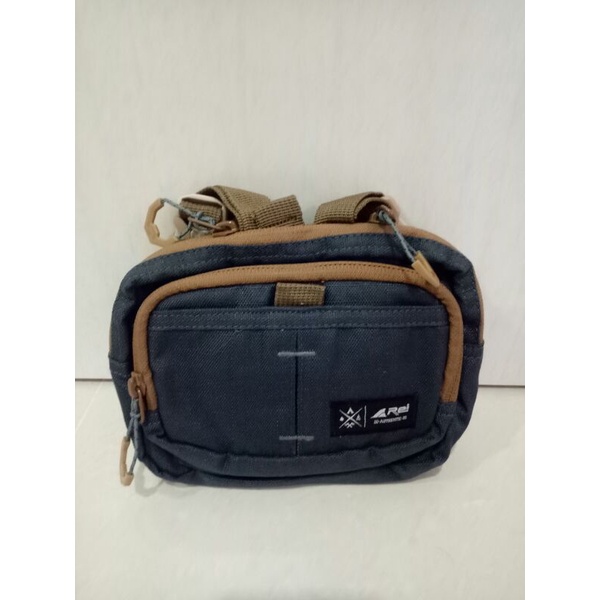 Jual TRAVEL POUCH REI BURGHAM 01 TAS SAMPING REI BURGHAM 01 HP CASE