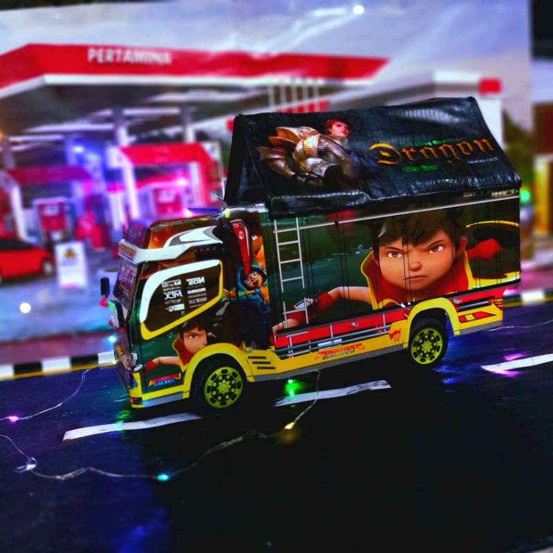 MINIATUR TRUK JUMBO UKURAN 42CM SUDAH LAMPU DAN TERPAL