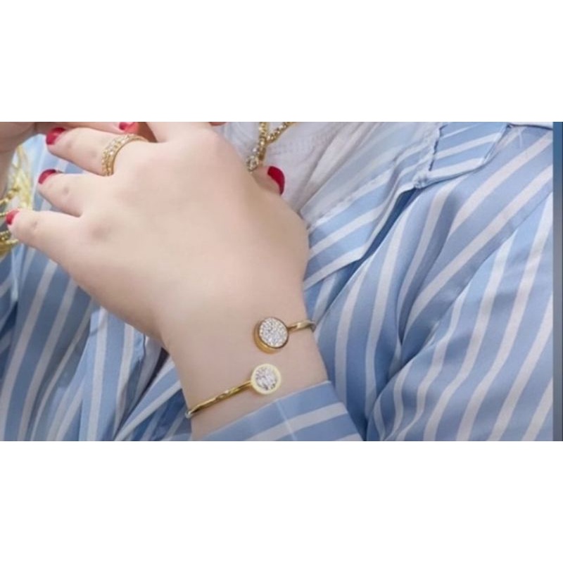 GELANG TANGAN MIRIP MCI Terbaru motif BESAR KECIL