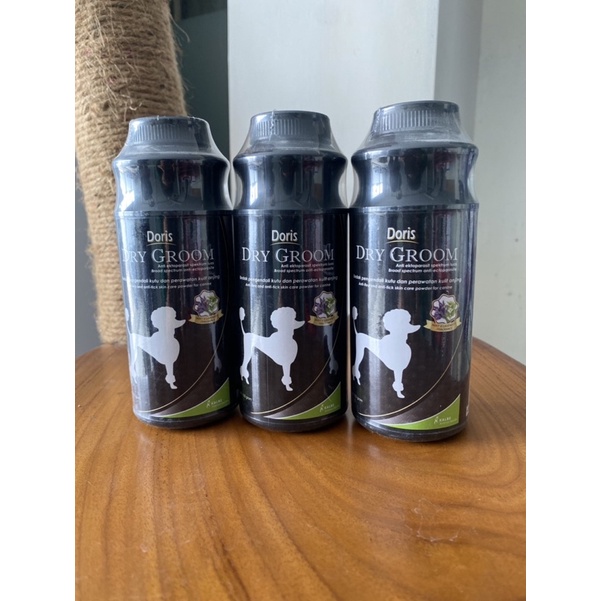 Bedak Kutu Doris Anjing dan Kucing