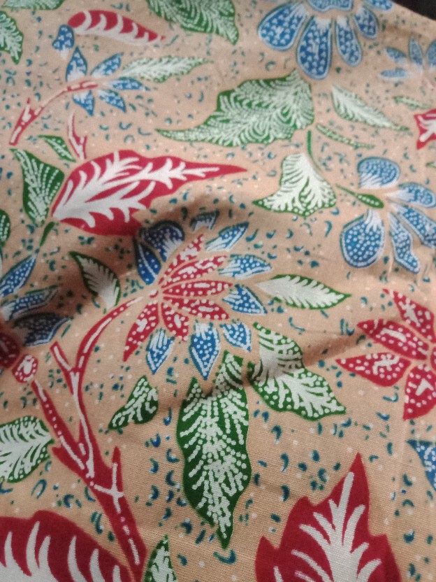 Kain Batik Solo Motif 3negri Dian Sastro