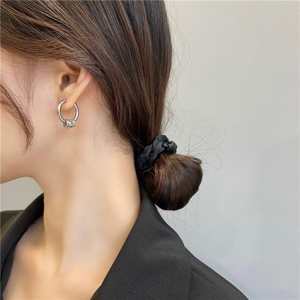 Mxbeauty Anting Hoop Wanita Punk Vintage Hiphop Stainless Steel Bulat Untuk Pria Stud Earrings