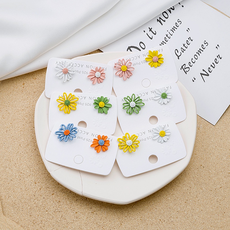 Anting Bunga Daisy Flower Warna-Warni Hooks Korean Earrings Aksesoris Wanita