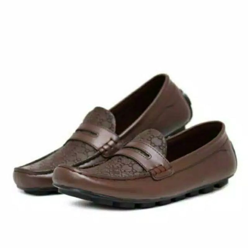 sepatu kasual pria / sepatu pria kantor / sepatu loafers pria