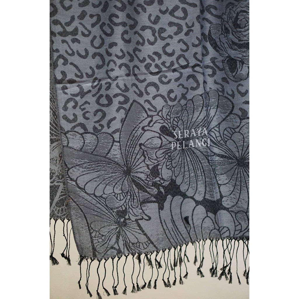 Pashmina Cashmere Motif Kupu-Kupu 04 | Animal Print | Selendang | Scarf | Syal | Shawl | Pasmina | Souvenir | Hadiah Ulang Tahun | Birthday Gift | Aksesoris Fashion Wanita | Premium Import Quality | Grosir Murah | Luxury Scarf