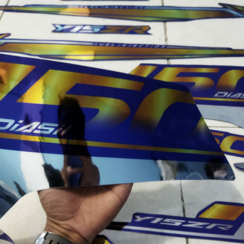 Sticker Yamaha Y15ZR golden crome