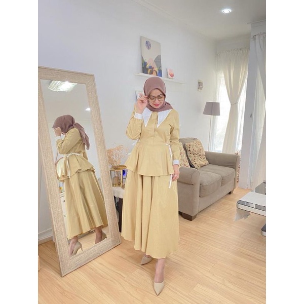 Susan Huda Chana set