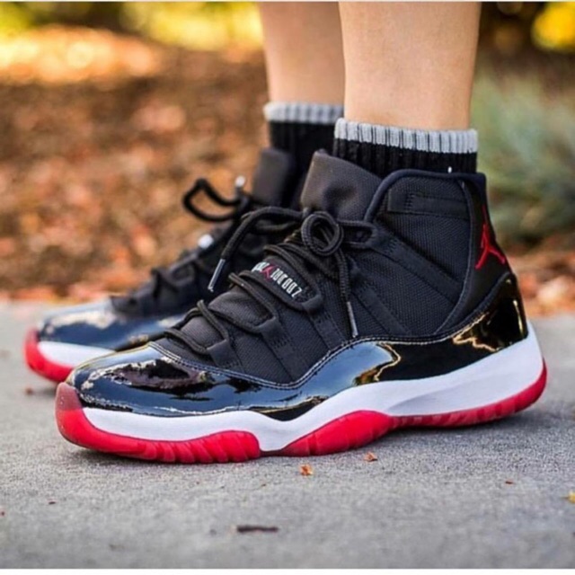 Sepatu Basket Nike Air Jordan 11