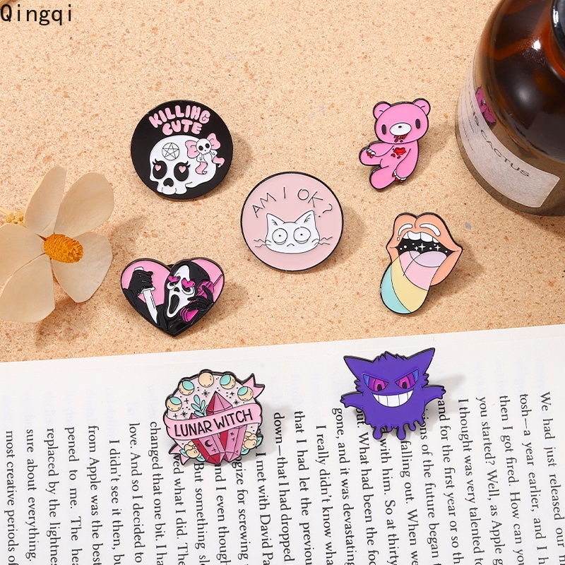 Bros Pin Enamel Desain Kartun Beruang Pink Tengkorak Bibir Warna-Warni Gaya Punk Untuk Pakaian