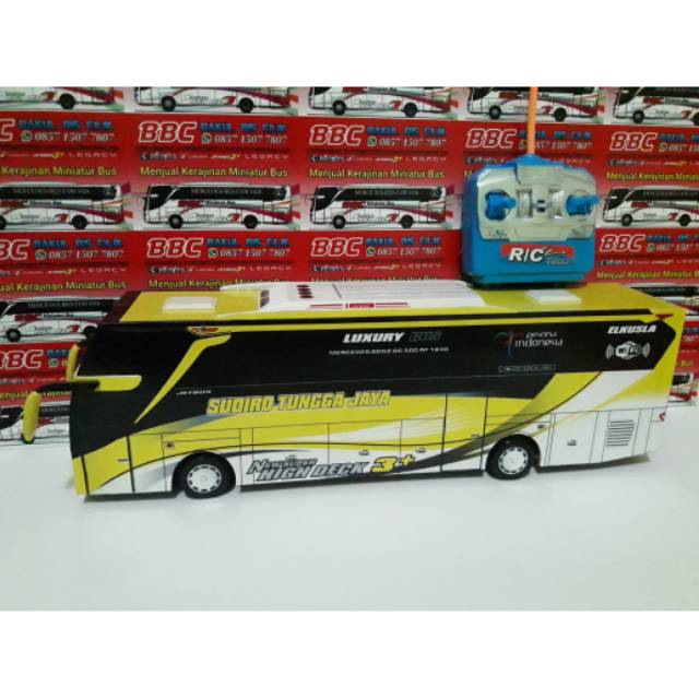 Miniatur bus RC sudiro tungga jaya STJ THORIN ( remot control ) DETIL RAPIH FULL TELOLET FULL STROBO