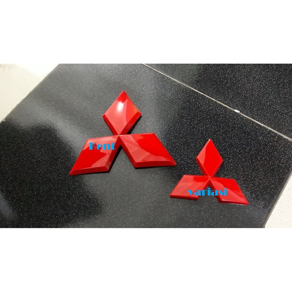 Emblem Logo Mitsubishi Depan Belakang Merah Pajero Sport