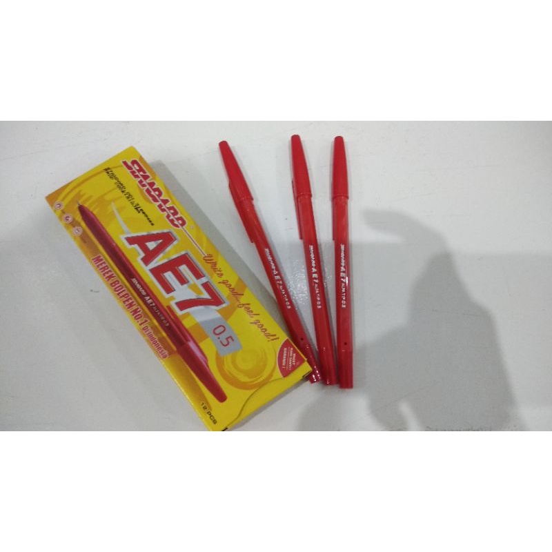 

PULPEN STANDAR AE7 MERAH