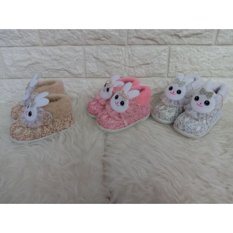 sepatu bots brukat boneka anak perempuan bunyi size 22-25