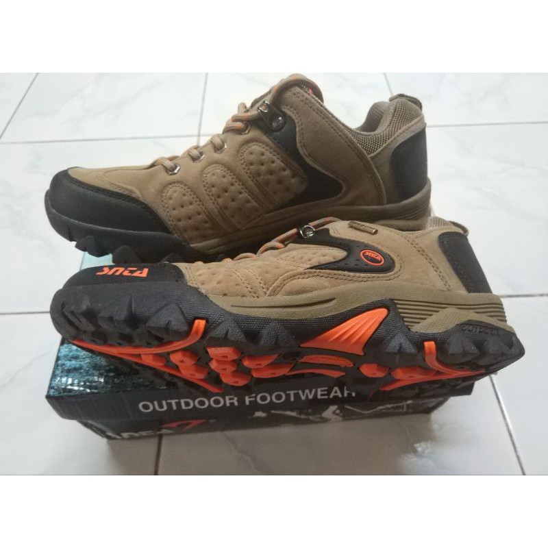 Sepatu gunung ORIGINAL SNTA Beige type  432
