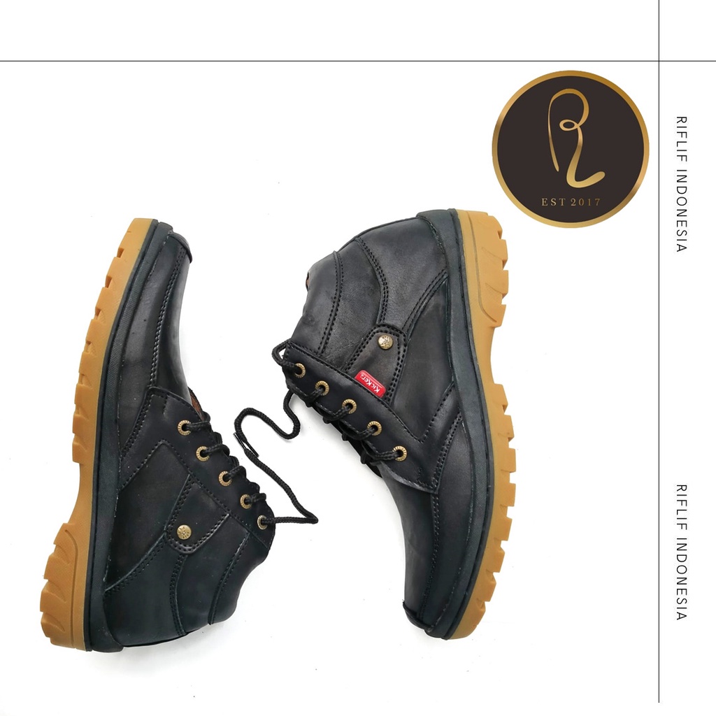 Sepatu Kickers / Sepatu Kerja Pria Laki-laki Terbaru Bahan Kulit Asli 100% / Sepatu But Boots Sol karet harga Murah dan Keren warna Hitam untuk Touring Adventure dan Kerja Lapangan