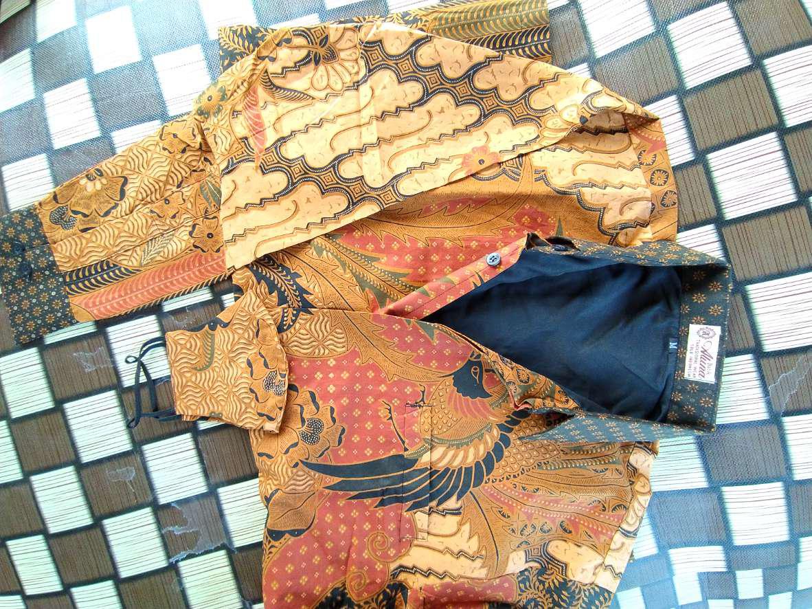 [ Bisa Cod ] Kemeja Batik Pria Lengan Panjang Slimfit Modern Kondangan Kerja Kantor Mewah Keren Ori