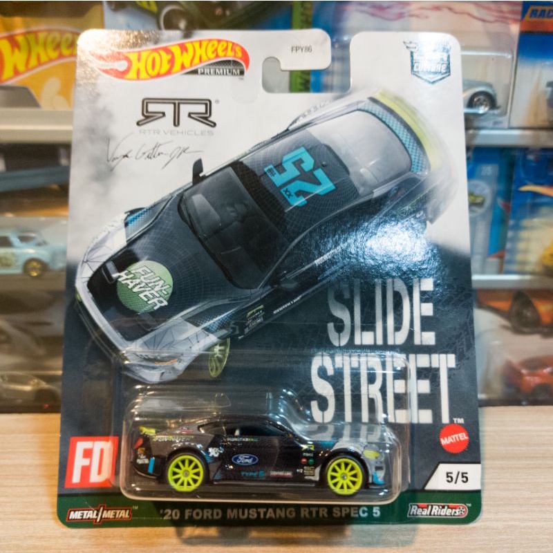 HOT WHEELS 20 FORD MUSTANG RTR SPEC 5 - SLIDE STREET - PREMIUM