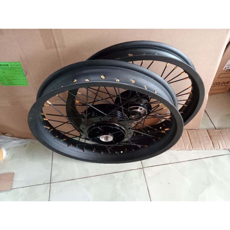 velg Yamaha RX king tapak lebar 250/215x17 siap pasang
