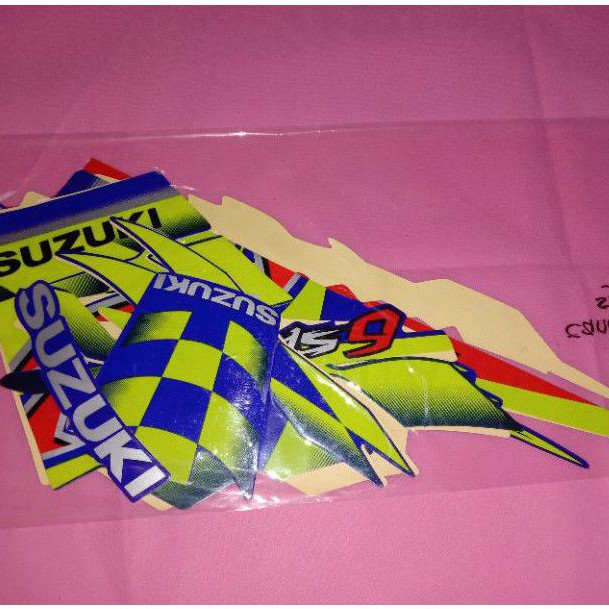 striping list body Suzuki Satria 2 tak lumba warna biru Kenny Robert 6 speed kopling manual non orig