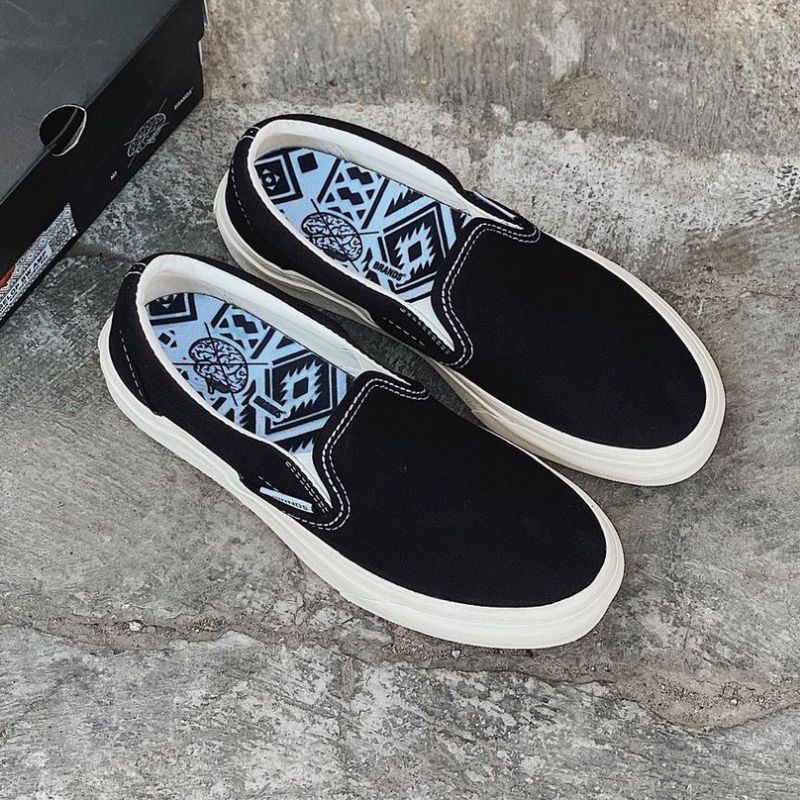 Sepatu No Brands Slip On MASIH POLOS 100% Original