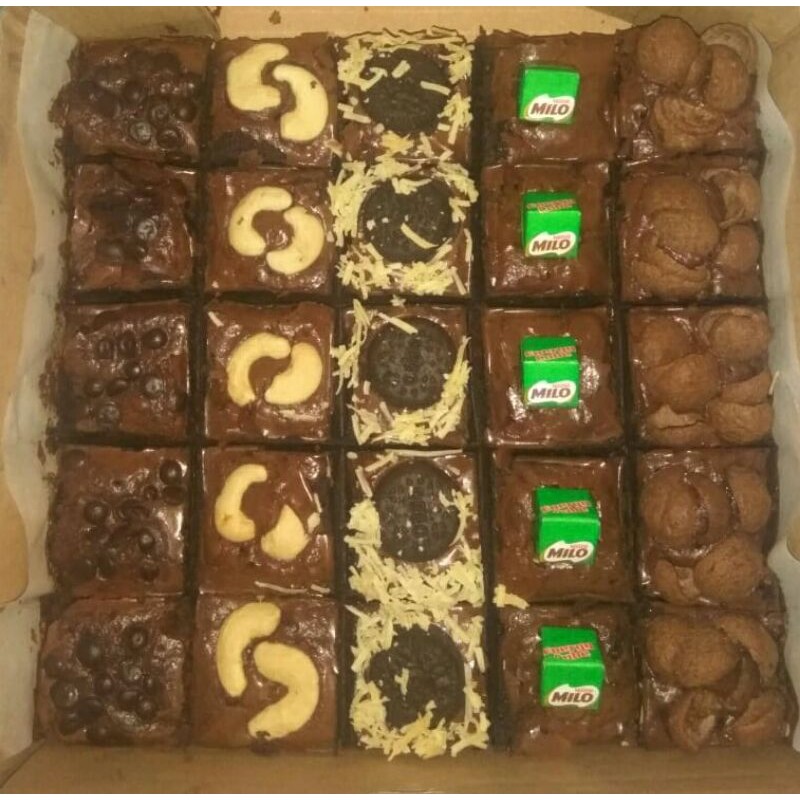 

Fudgy Brownies Choco Isi 25