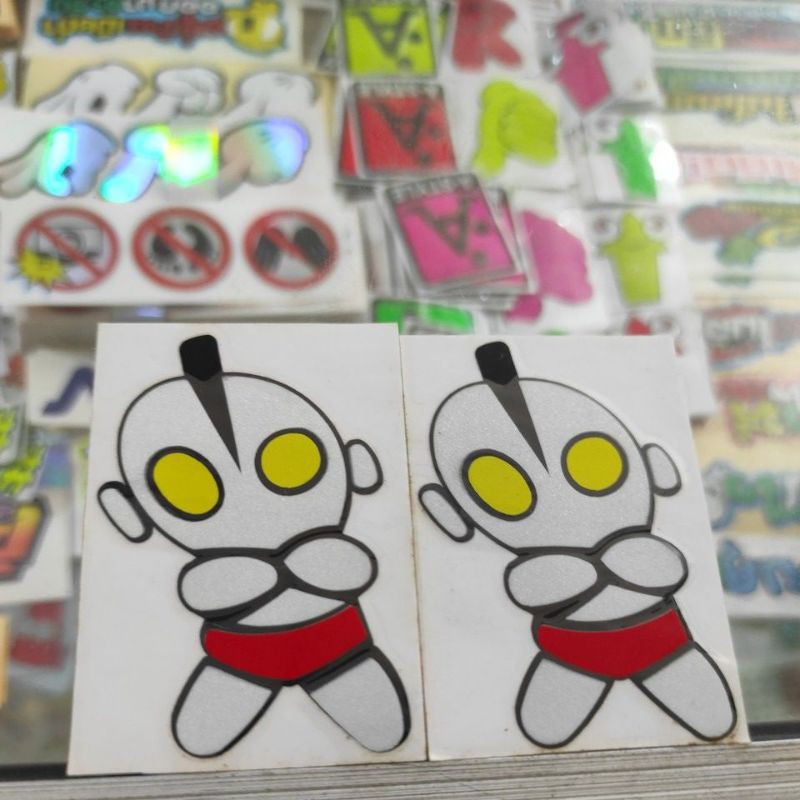 Stiker Ultraman