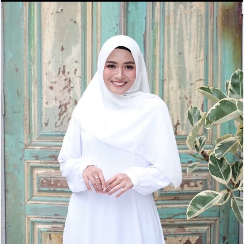 HIJAB BELLA SQUARE SEGI EMPAT / BELA SQUARE / PREMIUM / JILBAB/