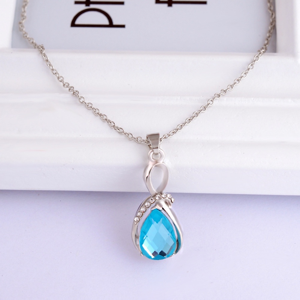 Hu Hu Hu Hu Hu Alat Bantu Pasang Kacamata♡ Kalung Rantai Dengan Liontin Bentuk Tetesan Air Opal Aksen Berlian Imitasi Untuk Wanita