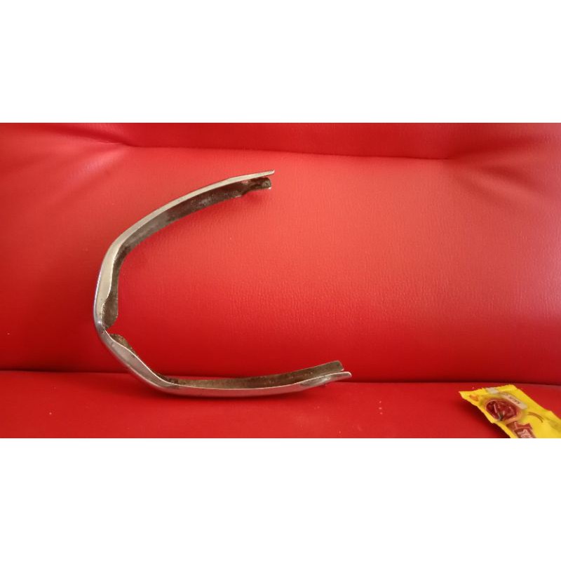 klem bando bandu breket sayap tebeng Honda c50 c70 c90 supercub c700 c800 original