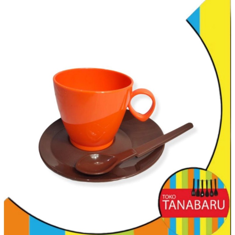 Tupperware moment cup / tea cup / tea set