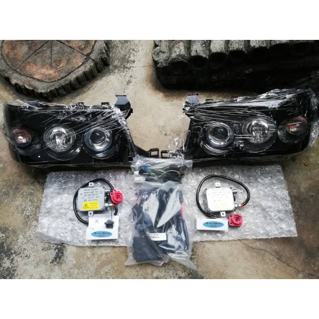 Hella Headlamp kijang LGX  xenon
