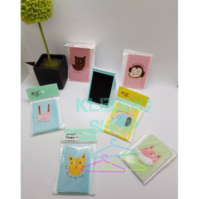 Cermin lipat /kaca lipat portable karakter ukuran MINI