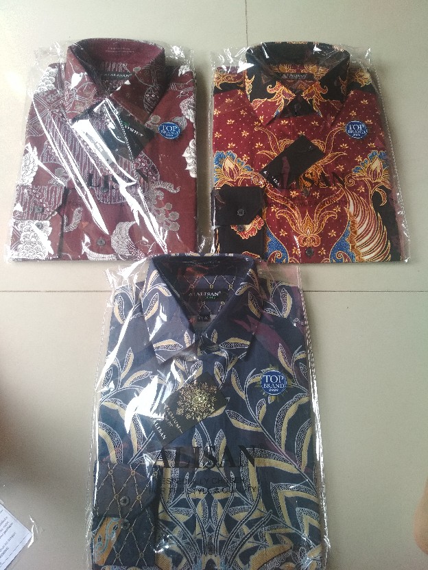 Kemeja Batik Alisan Lengan Panjang Slim Fit 00106