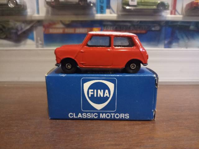 Corgi Mini Cooper FINA Classic Motor - Rare