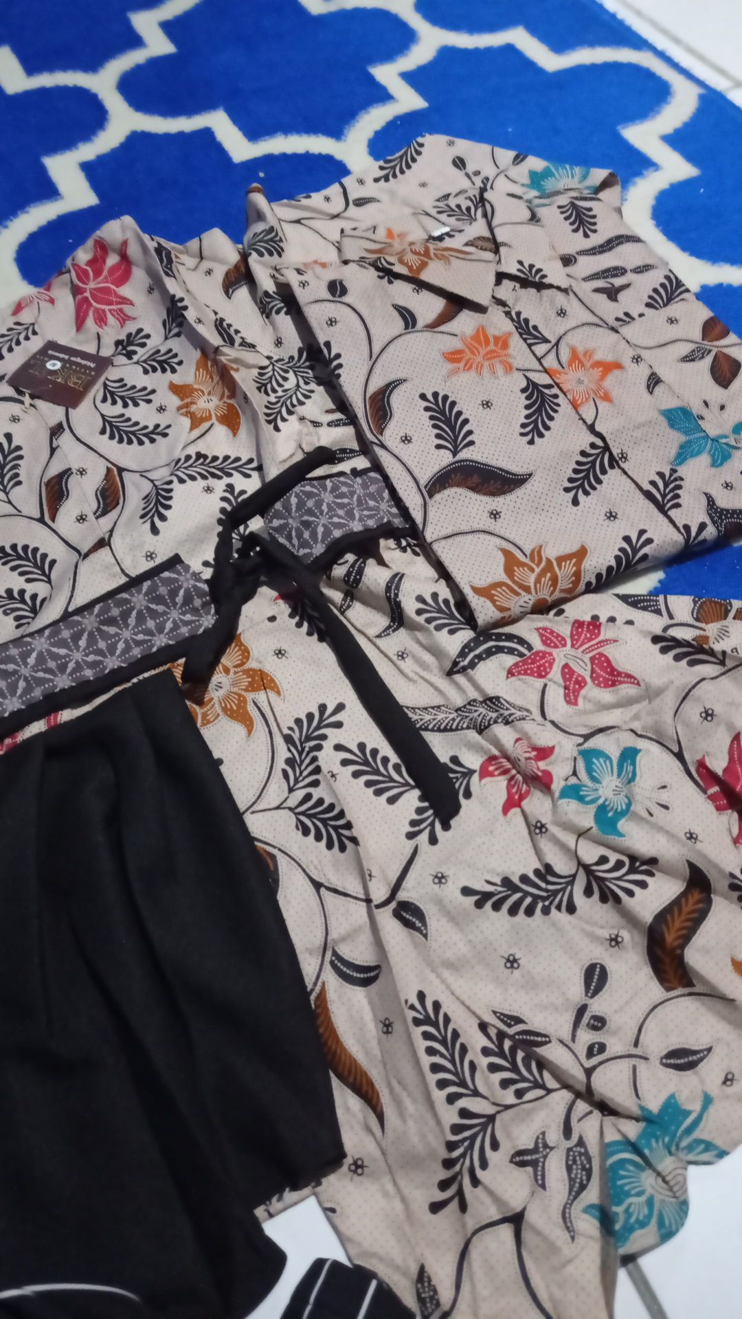 Maura Couple - Sania Ruffle Batik Couple Ori Ndoro Jowi Dnt Garansi Termurah Shopee  Selendang Merak