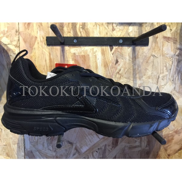 Sepatu running specs original Manaslu All Black new 2017