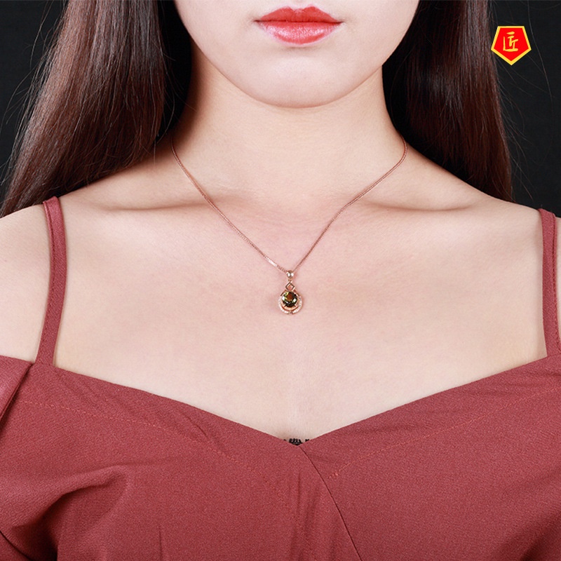 [Ready Stock]New Luxury Zircon Pendant Plated 18K Rose Gold Emerald Colored Gems Necklace